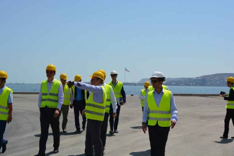 Çinin əsas ticarət mərkəzinin nümayəndələri Bakı Limanında olublar