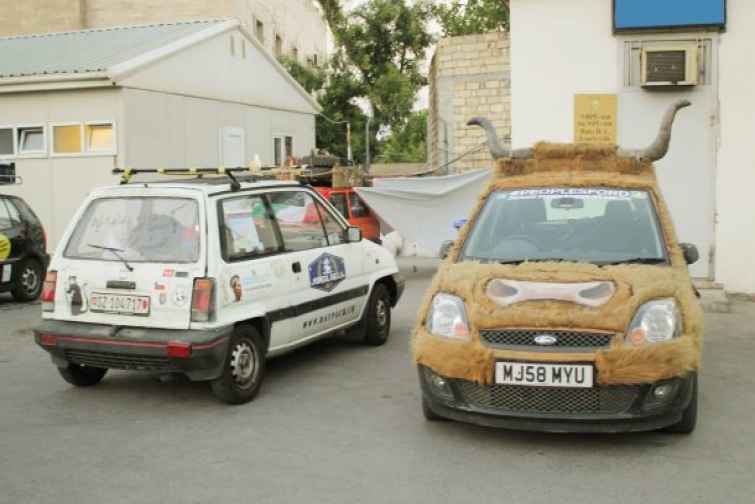 Monqol Ralli iştirakçıları gəmi ilə Bakıdan Türkmənistana gediblər