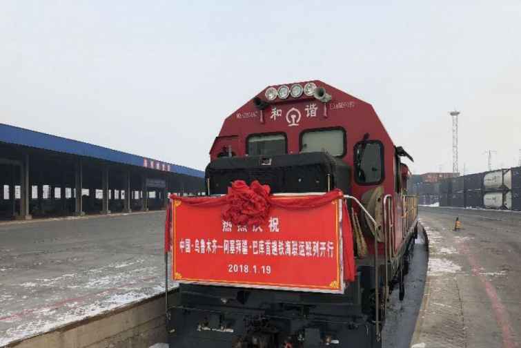 Bakı-Tbilisi-Qars dəmir yolu ilə Çindən Avropaya yüklərin daşınmasına başlanılıb
