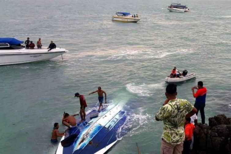 Tailandda qayıqların batması nəticəsində 18 turist həlak olub
