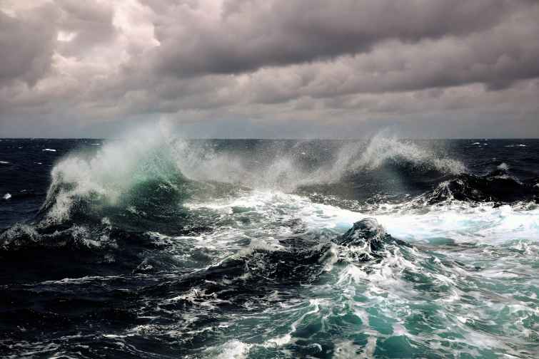 “Kris” tropik fırtınası  Kanada sahillərinə yaxınlaşır