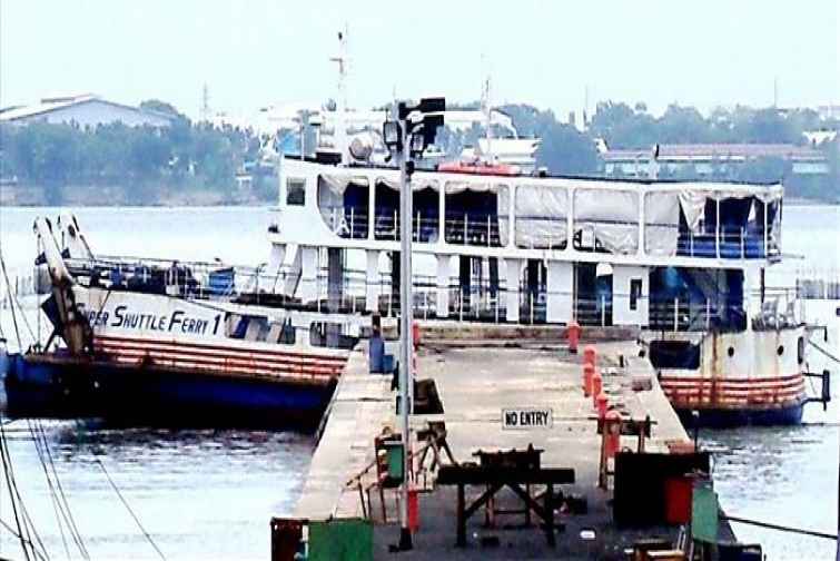 “Henri” qasırğası sərnişin gəmisini saya oturdub