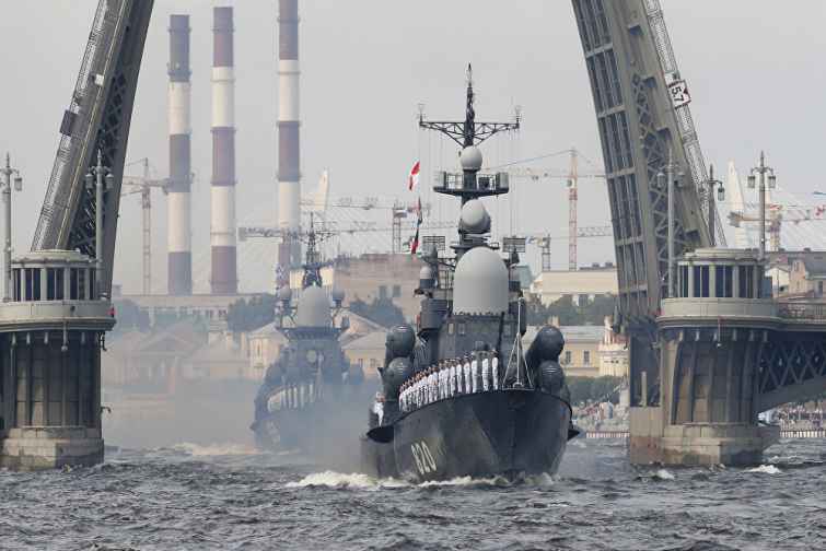 Rusiya “Donanma Günü”nü qeyd edib