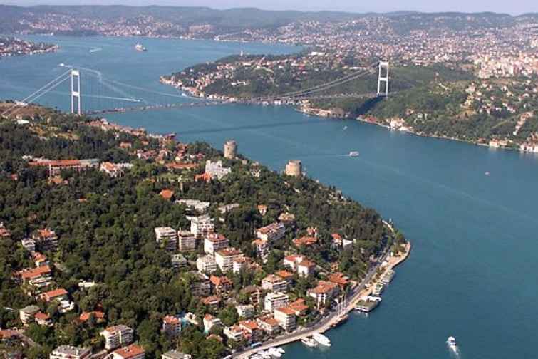 Türkiyə sularından gəmilərin keçmə şərtləri dəyişib
