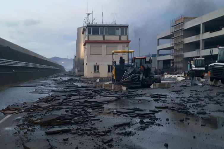 Savona limanında yüzlərlə avtomobil yanıb