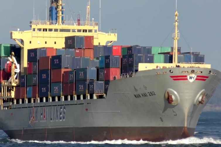 “Wan Hai Lines” 20 yeni gəmi alır