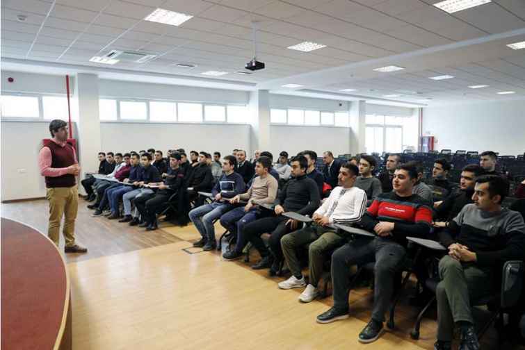 ADDA tələbələri Bakı Gəmiqayırma Zavodunda təcrübəyə başlayıblar