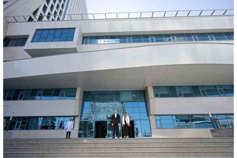 Prezident İlham Əliyev Bakıda &ldquo;Yeni klinika&rdquo; tibb m&uuml;əssisəsinin a&ccedil;ılışında iştirak edib