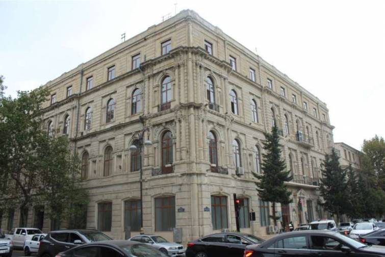 ADDA təhsil haqqı ilə bağlı tələbələrə müraciət edib