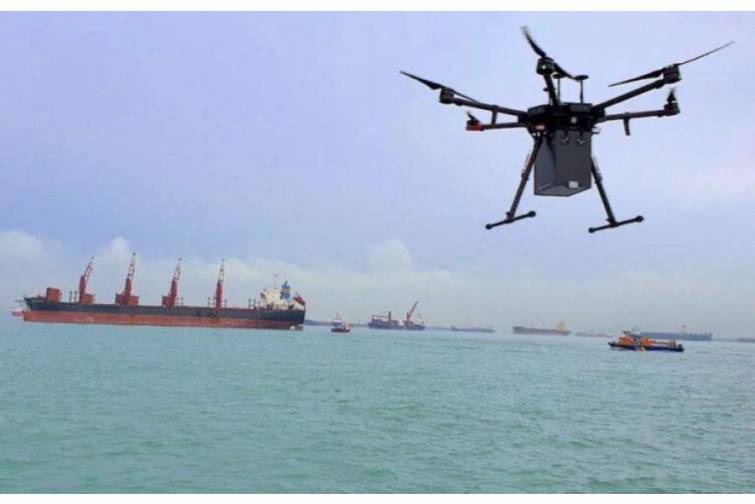 Dronlar vasitəsilə gəmilərə yük daşınır - VİDEO