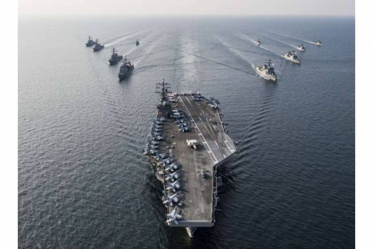 ABŞ hərbi-dəniz qüvvələrinin “Ronald Reagan” aviadaşıyıcı gəmisi Yokosuka hərbi bazasını tərk edib