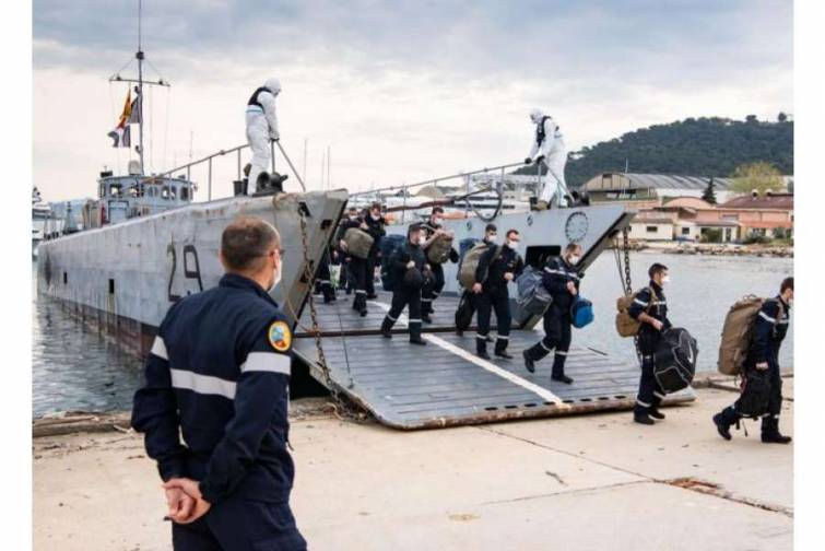 Amerikalı dənizçilərin səfər müddəti pandemiya ucbatından rekord həddə uzanıb