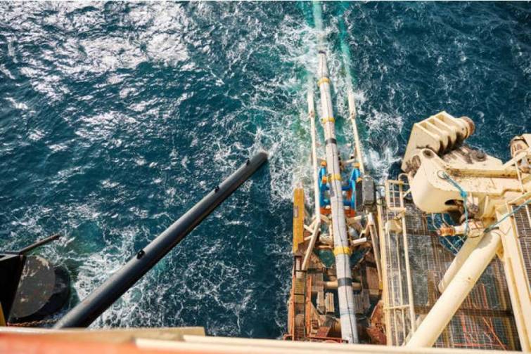 Trans-Adriatik Boru Kəmərinə ilk təbii qaz verilib