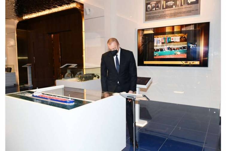 Prezident İlham Əliyev “Azərbaycan Xəzər Dəniz Gəmiçiliyi”nin yeni inzibati binasının açılışında iştirak edib