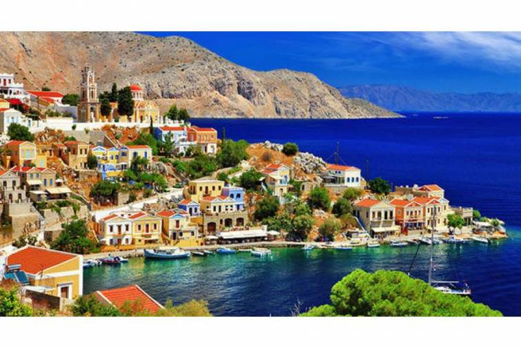 Yunanıstan adalarını satışa çıxarır