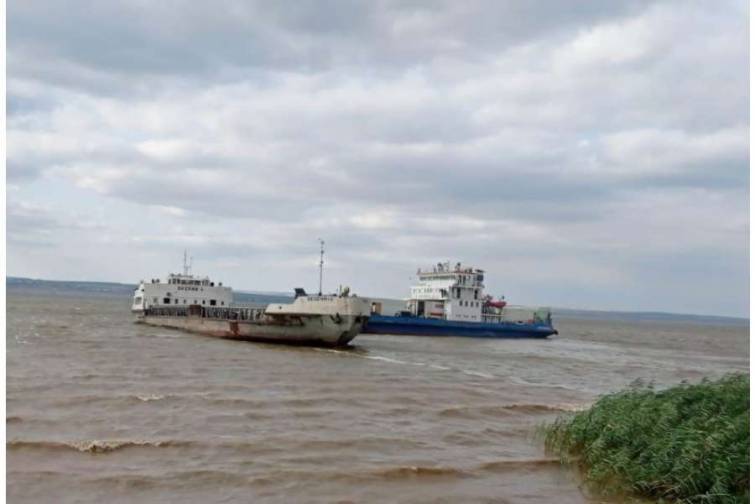 Qarpız yüklü bərə saydan çıxarılıb