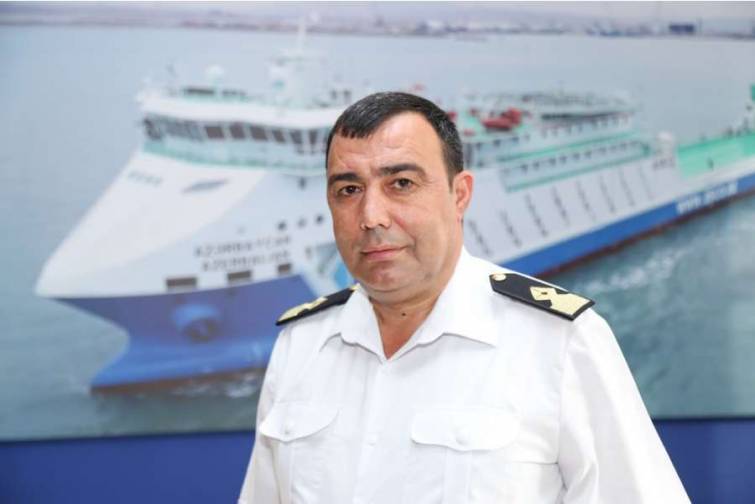 Ömrünün otuz ilini çox sevdiyi peşəsinə həsr edib