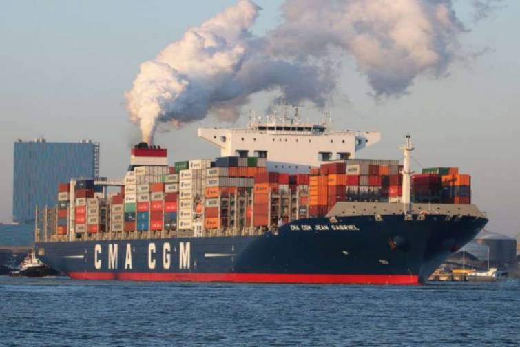 “CMA CGM” konteyner daşımaları üçün spot qiymətləri artırmamaq qərarına gəlib