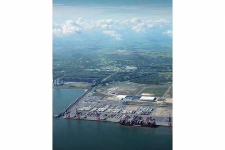 “Hapag-Lloyd” konteyner və dəmiryolu terminallarının səhmlərini alıb