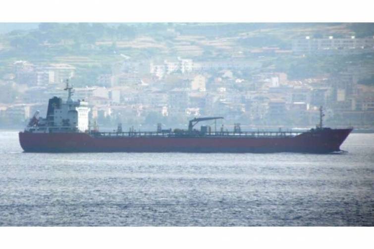 “Frontline” 4 tankerini satır