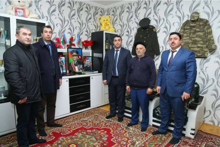 Övladı şəhidlik zirvəsinə ucalan ASCO əməkdaşları evlərində ziyarət olunublar