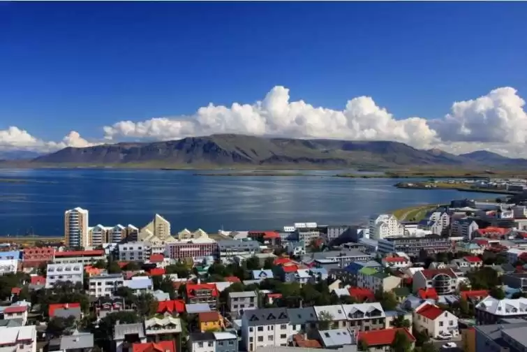 İslandiya Murmansk balıqçıları üçün imanlarını bağlayır