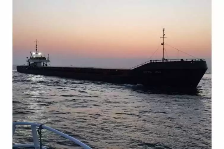 Ukraynaya məxsus gəmi Türkiyədə balıqçı gəmisi ilə toqquşub