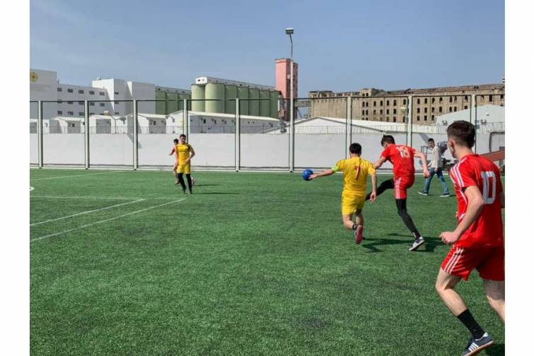 ADDA tələbələri arasında futbol yarışı başlayıb