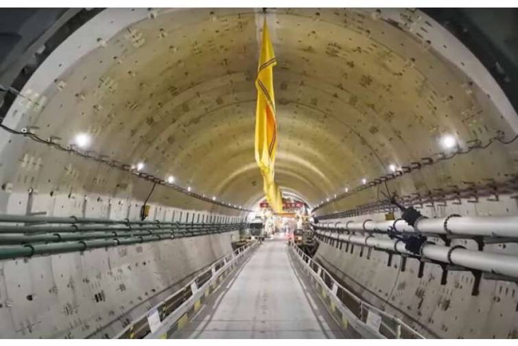 Yantszı çayının altında yeni tunel inşa olunur - video