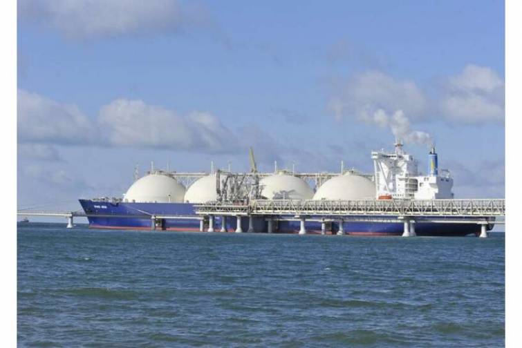 LNG tədarükünün əsas hissəsi istiqamətini dəyişə bilər