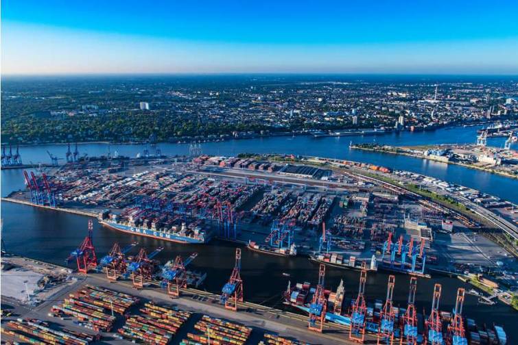 “HHLA” və “Eurogate” Almaniyada konteyner terminallarının birgə fəaliyyəti ilə bağlı danışıqları təxirə salıblar