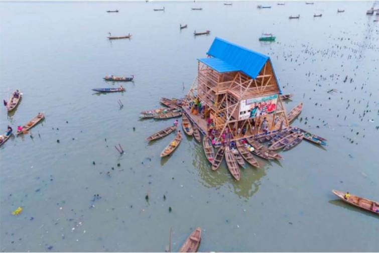 Kambocada kimsəsiz uşaqlar &uuml;&ccedil;&uuml;n &ldquo;&uuml;zən məktəb&rdquo; tikilib