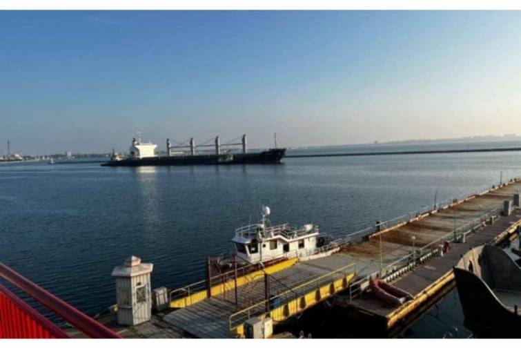 Ukrayna taxılı y&uuml;klənmiş ilk gəmi karvanı Odessa limanlarından yola d&uuml;ş&uuml;b