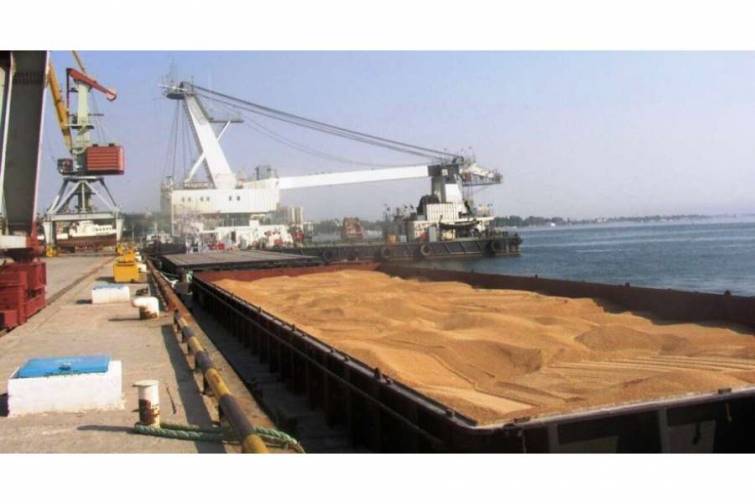 &ldquo;Seaeagle&rdquo; gəmisi buğda ilə Sudana, &ldquo;Pretty Lady&rdquo; teploxodu qarğıdalı ilə Misirə gedəcək