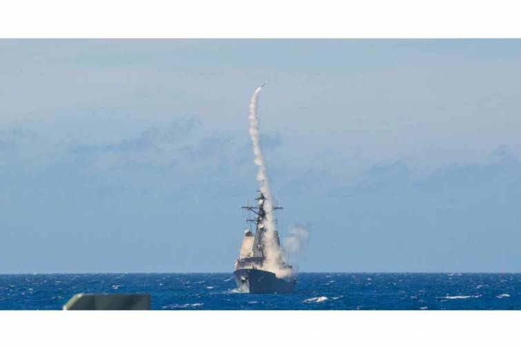 Avstraliya donanmasının raket esminesi sınaqdan ke&ccedil;irilib