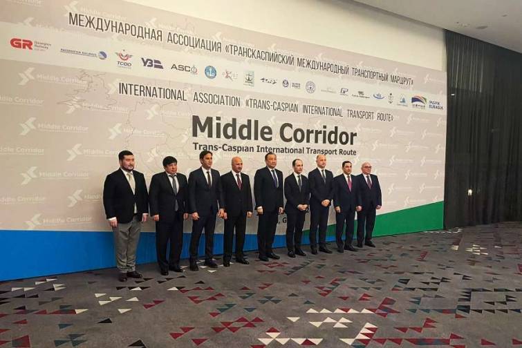 Tbilisidə Transxəzər Beynəlxalq Nəqliyyat Marşrutu ilə əlaqədar iclas keçirilib
