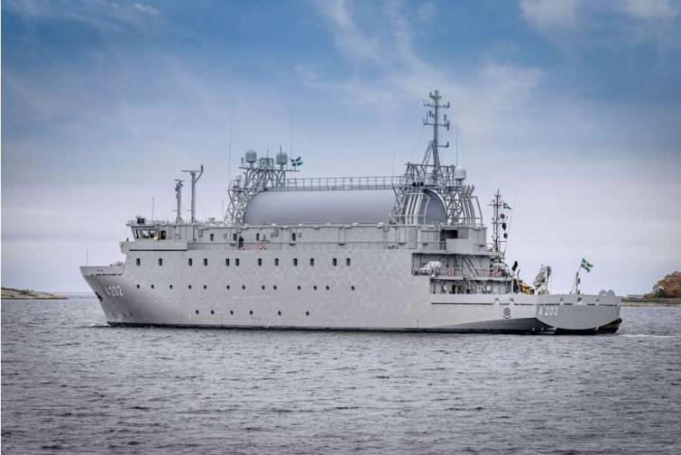 İsveçin yeni kəşfiyyat gəmisi dəniz sınaqlarına başlayır