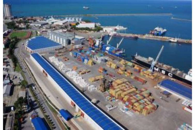 Türkiyə limanlarının yük dövriyyəsi 454,7 milyon tona çatıb