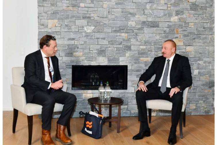 Azərbaycan Prezidenti İlham Əliyev İsve&ccedil;rəyə səfəri &ccedil;ər&ccedil;ivəsində &ldquo;Damen Shipyards Group&rdquo; şirkətinin icra&ccedil;ı direktoru və səhmdarı ilə g&ouml;r&uuml;ş&uuml;b