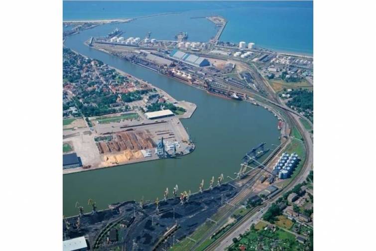 Ventspils limanında daha çox neft məhsulları işlənib