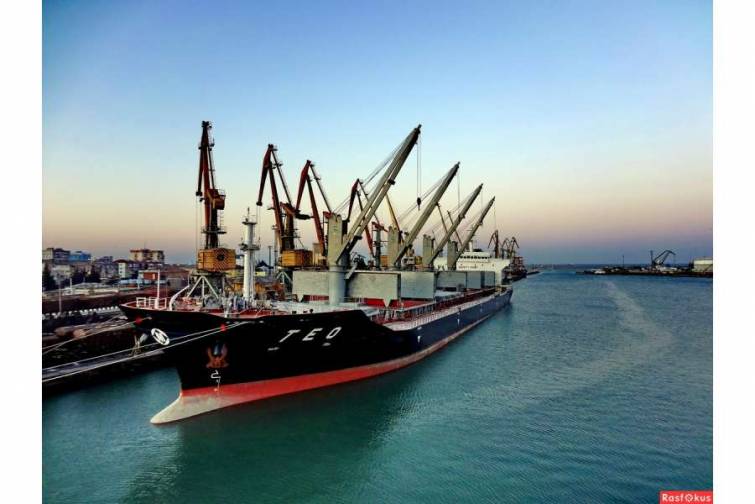 İkinci rübdə Gürcüstanın liman və terminallarına 4021 gəmi yan alıb