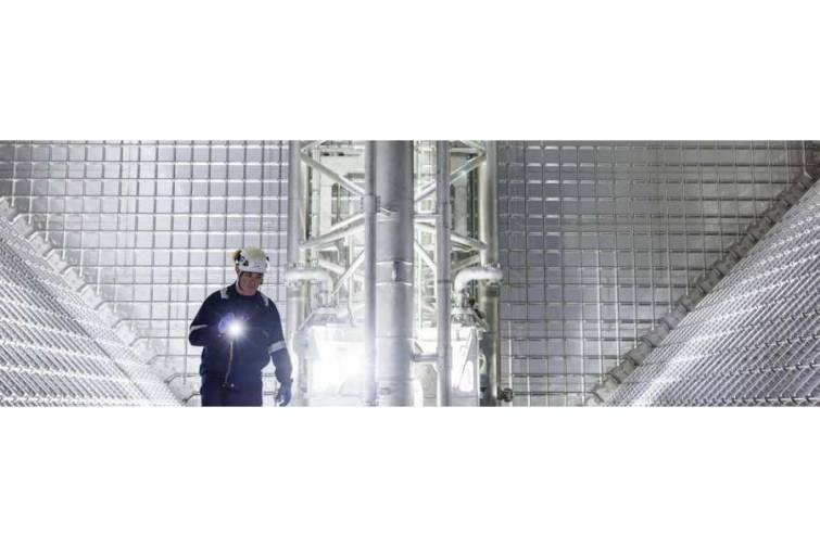 “GTT” mayeləşdirilmiş təbii qaz tankerlərini çənlərlə təchiz edəcək