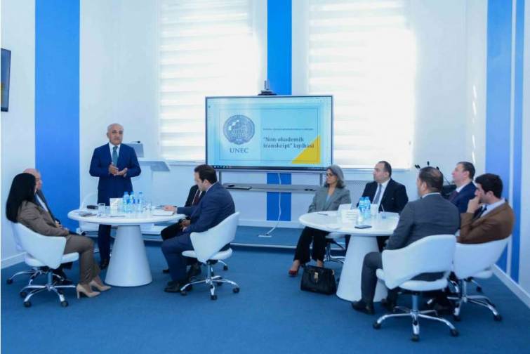 ASCO-nun İnsan resurslarının idarəedilməsi departamentinin rəisi “Qeyri-akademik transkript” layihəsi ilə bağlı müzakirələrdə iştirak edib