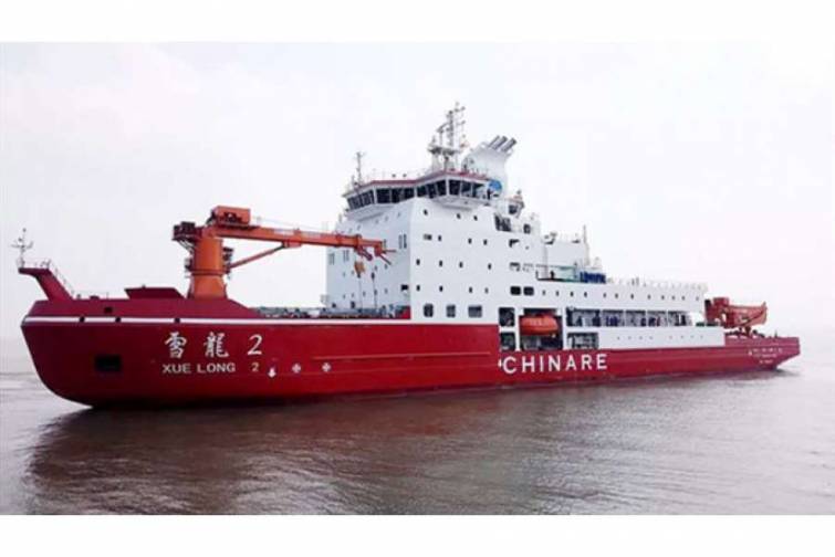 Çin Antarktidaya iki buzqıran gəmi göndərib