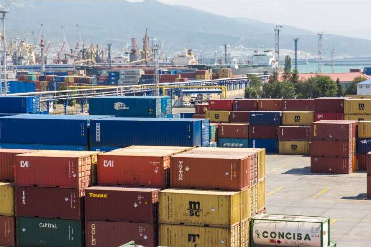 2023-cü ildə dünyada 173,8 milyon TEU konteyner daşınıb