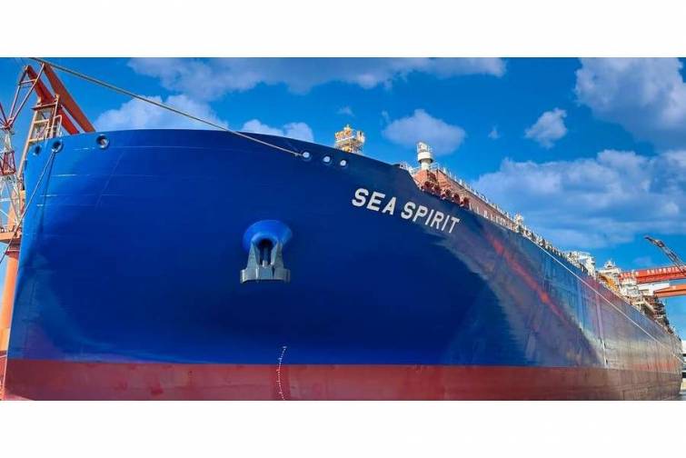Çində yeni LNG tankeri suya salınıb