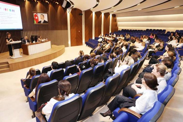 ASCO-da qadın əməkdaşların iştirakı ilə maarifləndirici görüş keçirilib