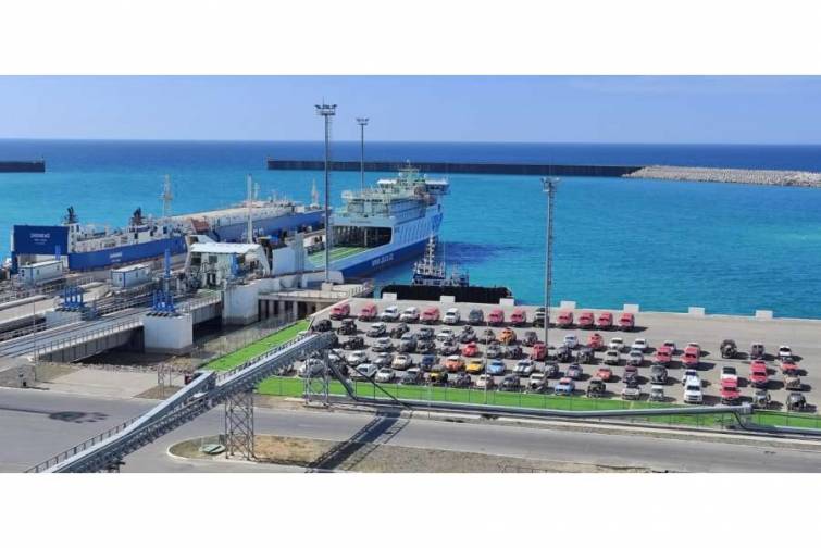 Ralli iştirakçıları “Azərbaycan” gəmi-bərəsi ilə Kurık limanından Bakıya yola düşüblər