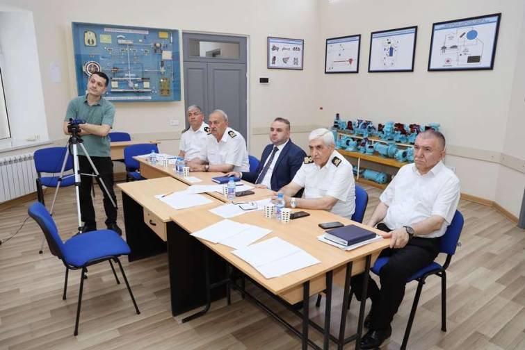 ADDA-da dövlət imtahanı keçirilir