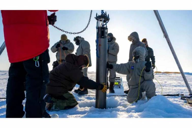 NASA Arktikada buz qatının altında kəşfiyyat işləri aparacaq sualtı robotlar hazırlayıb